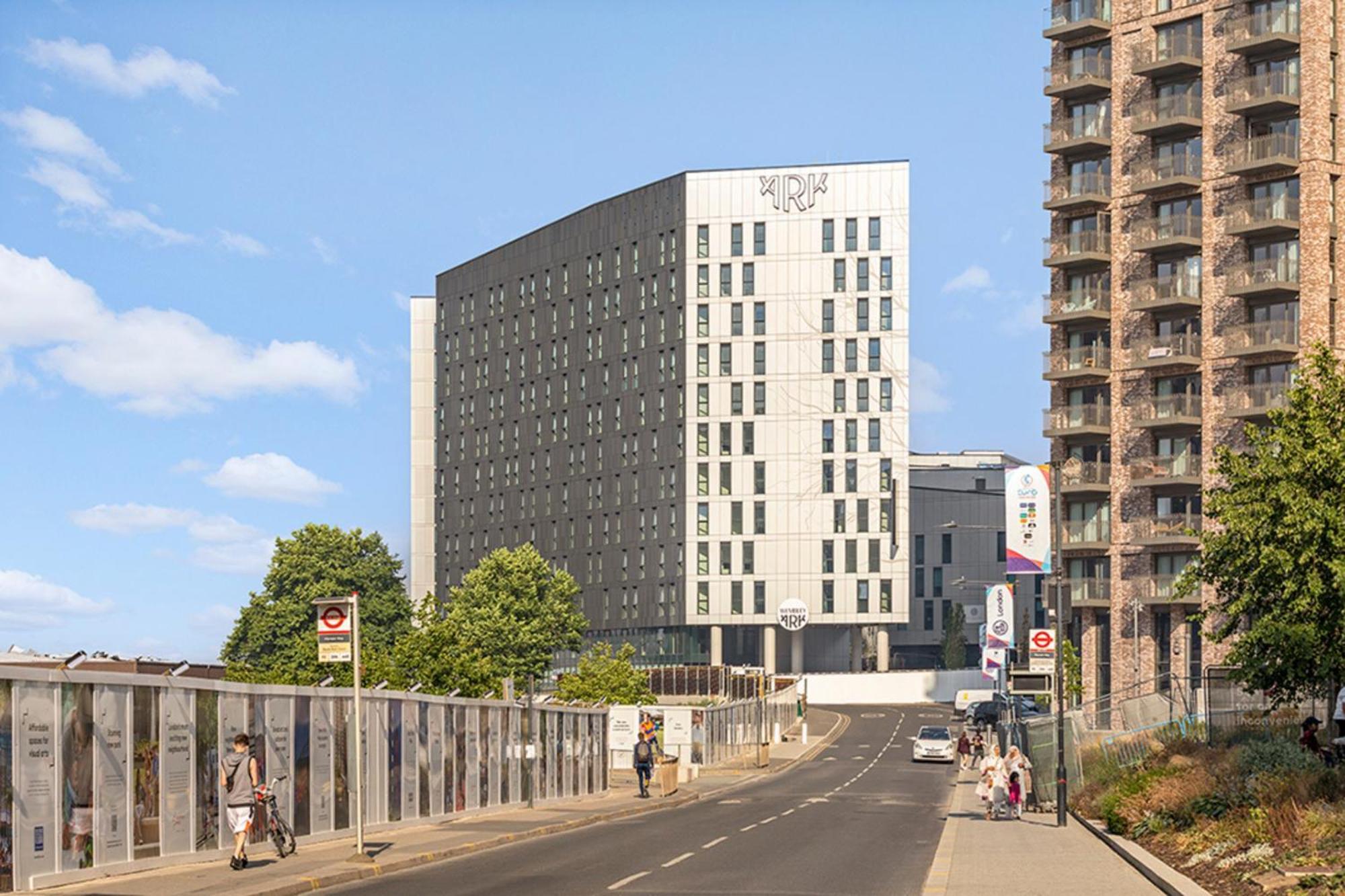 Ark Wembley Aparthotel London Exterior photo